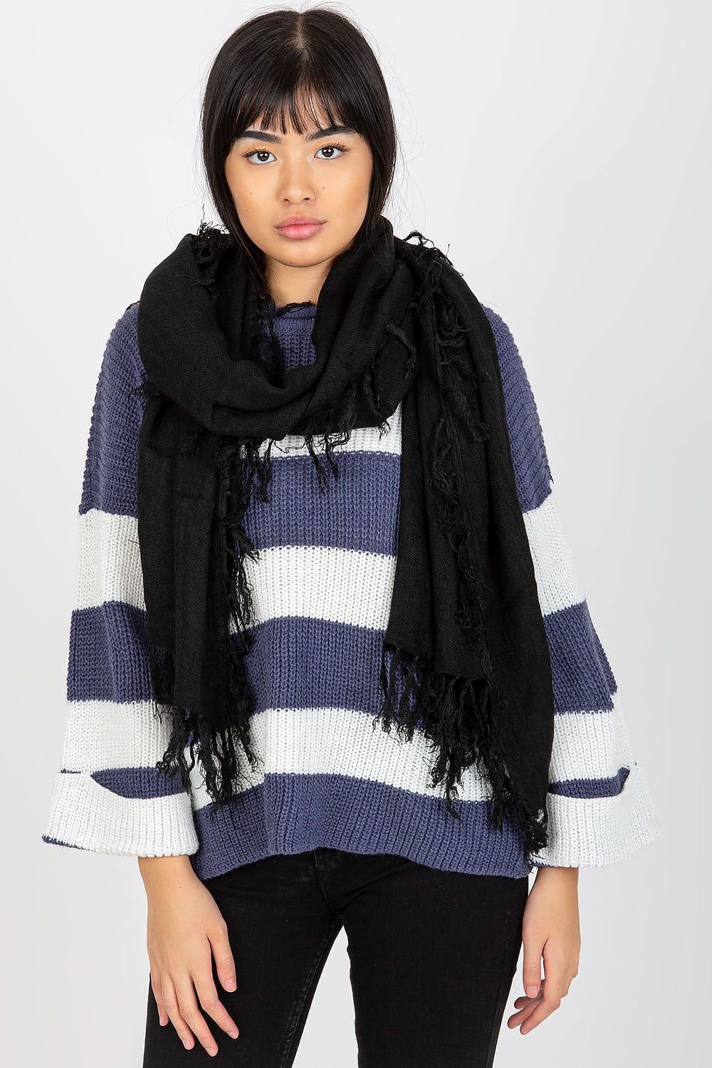Shawl model 174883